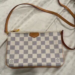 Louis Vuitton authentic double zip crossbody
